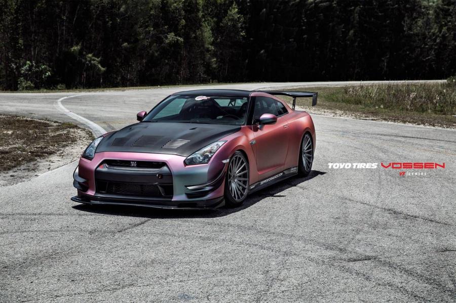  Nissan GT-R by Vossen 2014 года  (фото 3 из 18)